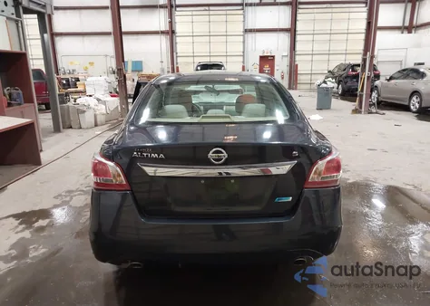2013 Nissan Altima 2.5 S from USA, damaged, VIN 1N4AL3AP0DN520304